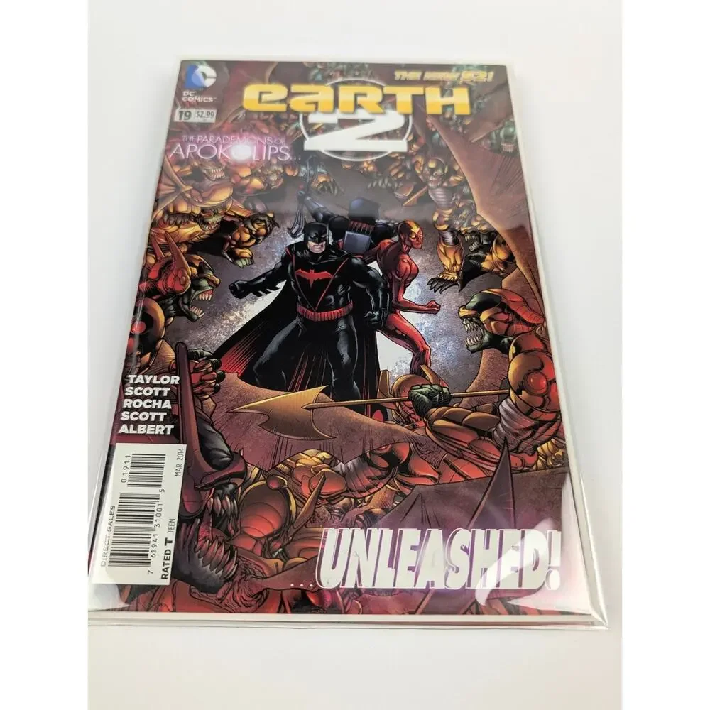 Earth 2 Comic Lot of 12 Issues Spanning #10-32 DC Comics + 2 Earth 2: Worlds End
